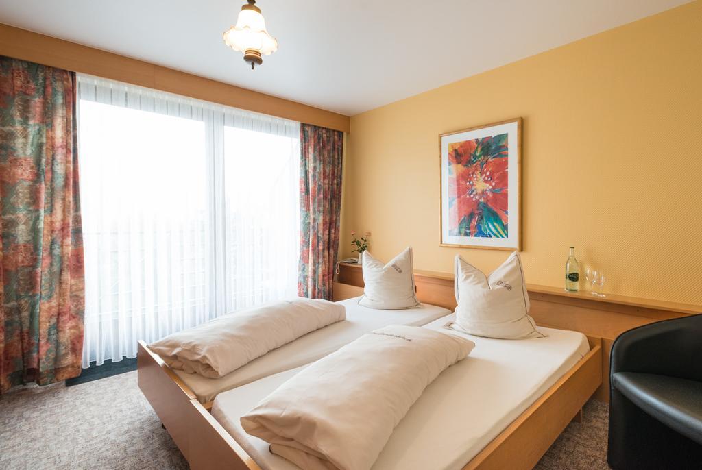 Hotel Dreilaenderblick Ouren Екстериор снимка