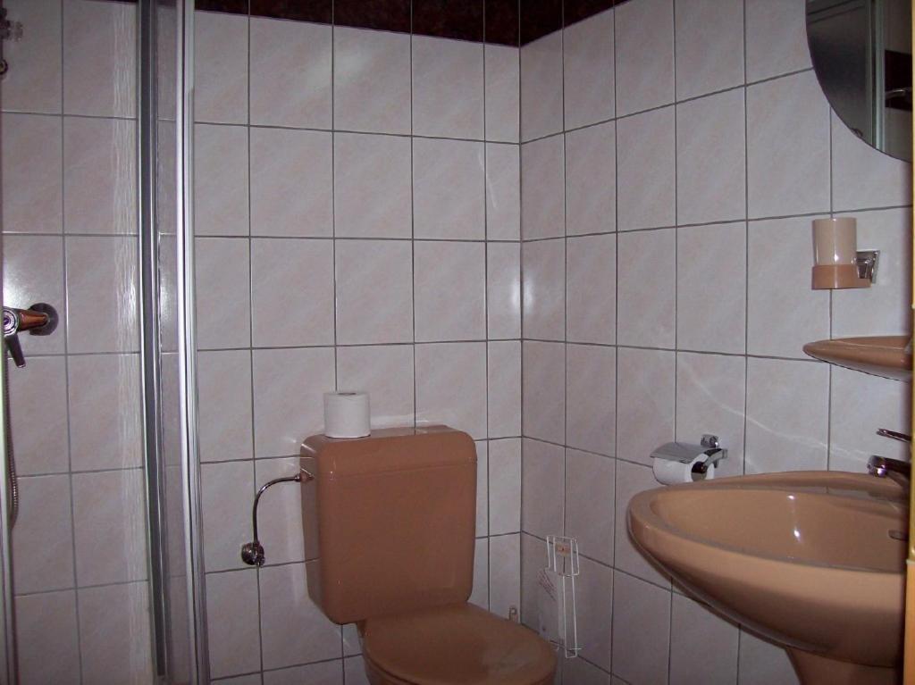 Hotel Dreilaenderblick Ouren Стая снимка